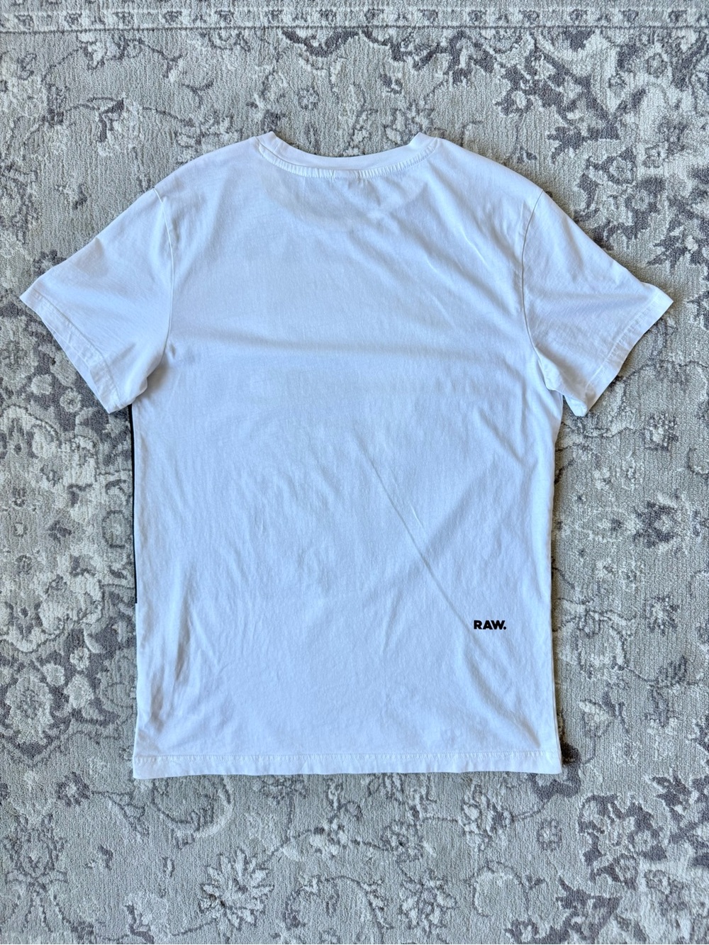 G-Star Raw White Tee with Large Black & Navy Graphic - 100% Cotton - Size M - Picture 3 of 7